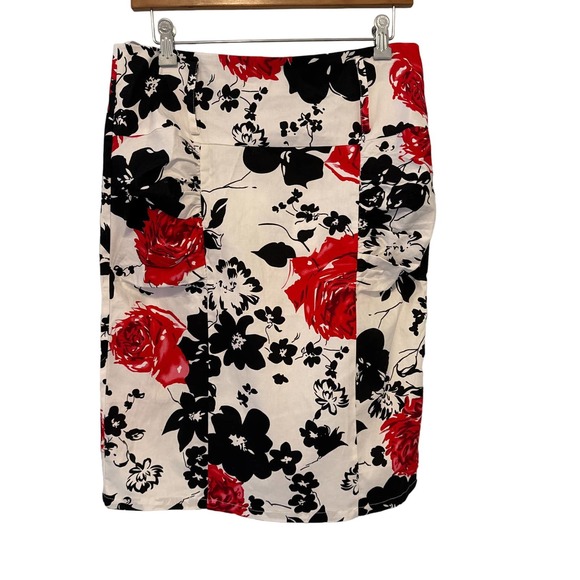 Kate Kasin Floral Design on White Skirt  Large High‎ Waist Gathered Hips NWT - Picture 1 of 11